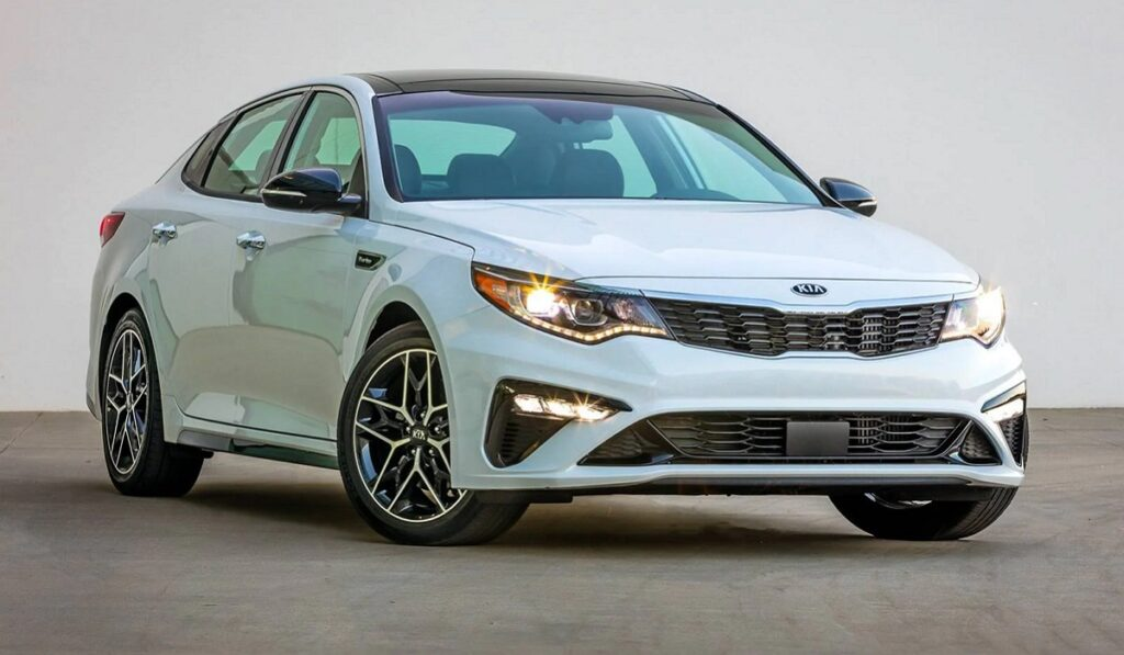 kia optima - best sedans under 15k