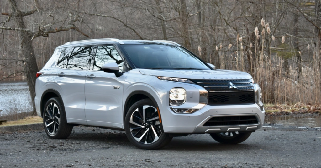  Mitsubishi Outlander PHEV