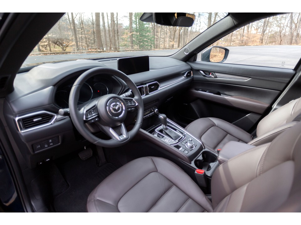 Mazda CX-5 Diesel interior