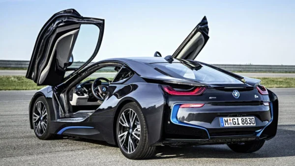 BMW i8