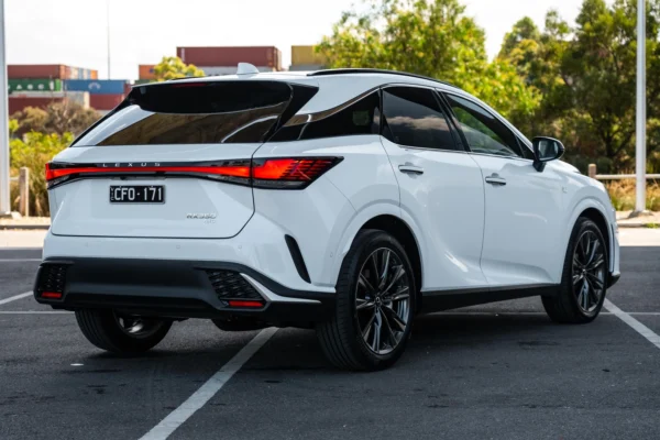 2024 Lexus RX350 back view