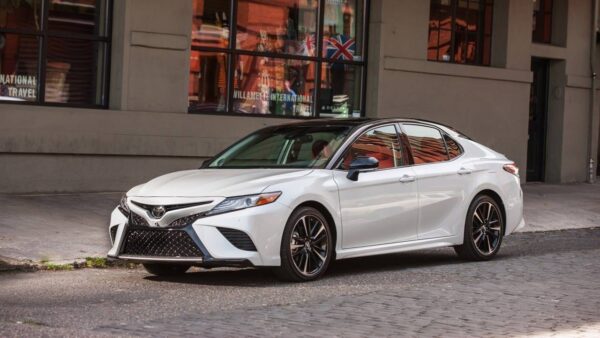 Toyota Camry 2018